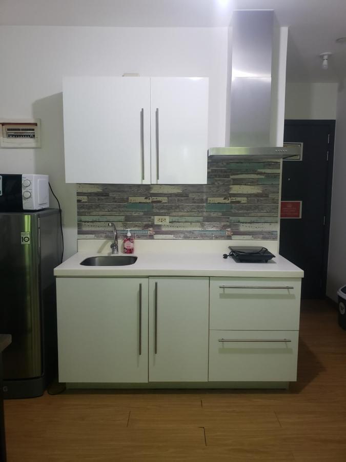 Sutherland Tower Acqua Private Residences Mandaluyong Bagian luar foto