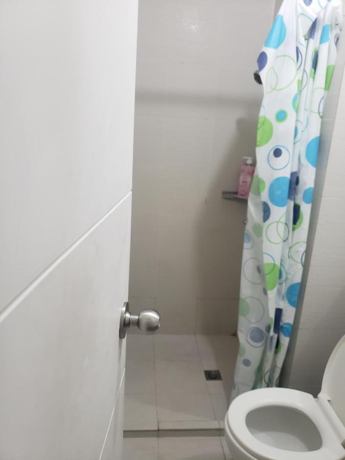 Sutherland Tower Acqua Private Residences Mandaluyong Bagian luar foto